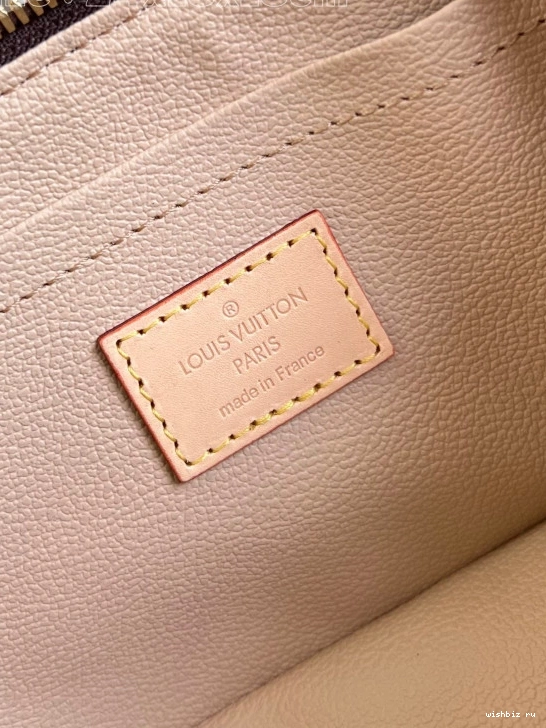 WIS LOUIS TOILETRY BAG-24*13*13CM VUITTON 0806
